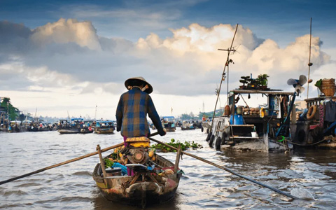 15 Days Splendid Vietnam and Laos Tour 